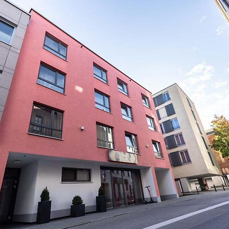 Altstadthotel Guesthouse Die Galerie إنغولشتات المظهر الخارجي الصورة