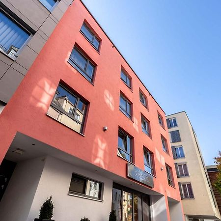 Altstadthotel Guesthouse Die Galerie إنغولشتات المظهر الخارجي الصورة